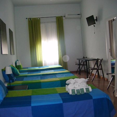 Puerta Del Sol Rooms Μαδρίτη Δωμάτιο φωτογραφία